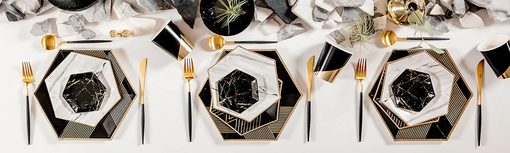 noir-paper-plates-collection.png